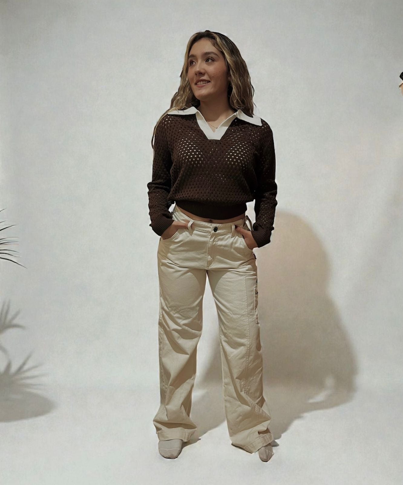 Buzo Tejido Calado Chocolate con Cuello Camisero