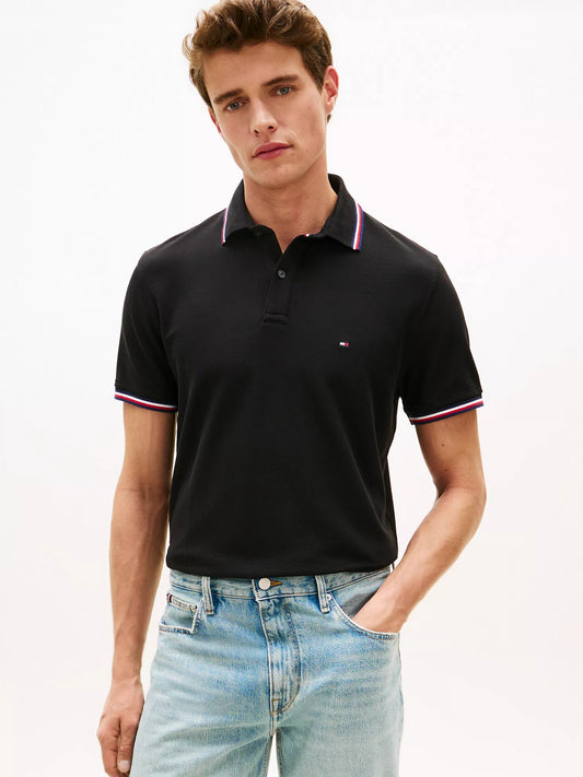 POLO TOMMY WICKING DE CORTE REGULAR